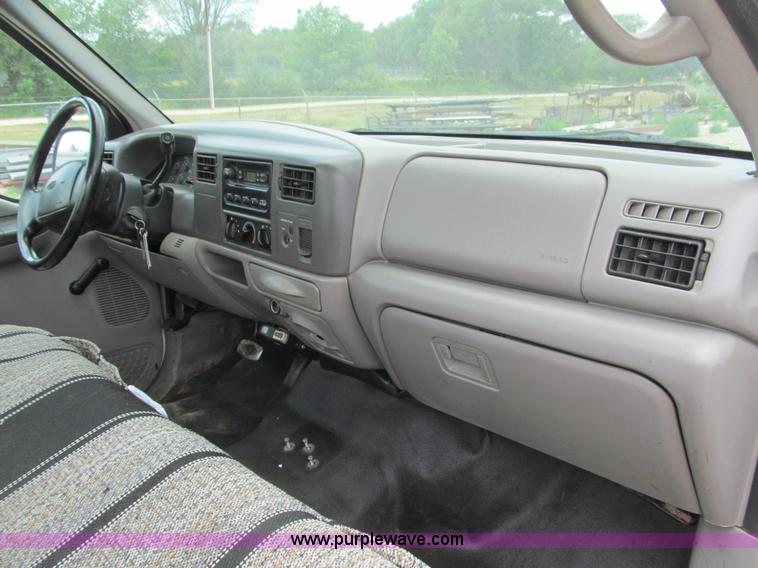 image for item B5150 2001 Ford F250 XL Super Duty pickup truck