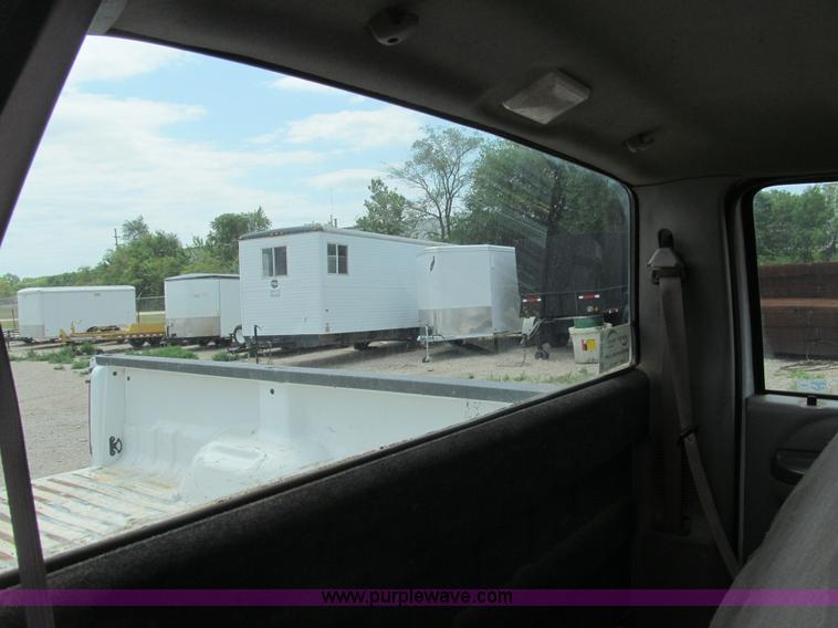 image for item B5150 2001 Ford F250 XL Super Duty pickup truck