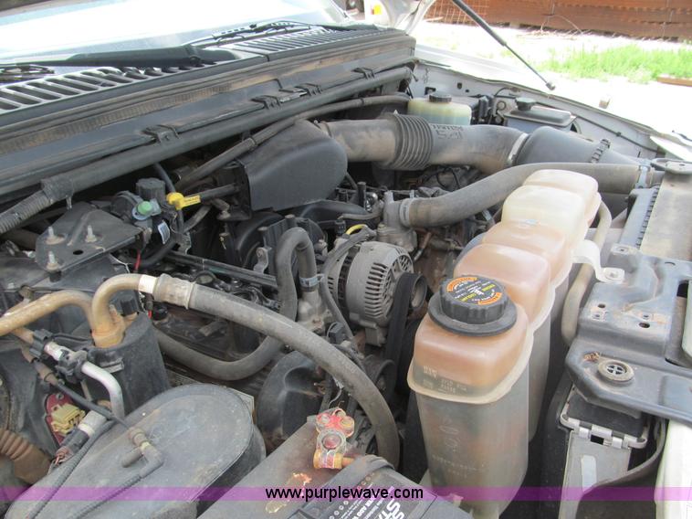 image for item B5150 2001 Ford F250 XL Super Duty pickup truck