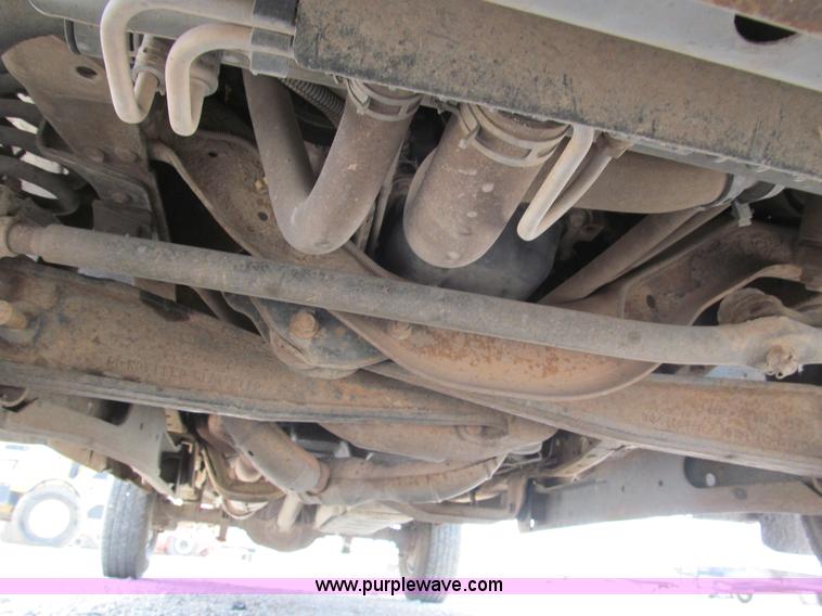 image for item B5150 2001 Ford F250 XL Super Duty pickup truck