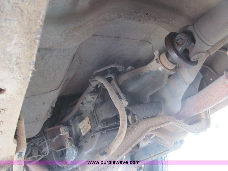 image for item B5150 2001 Ford F250 XL Super Duty pickup truck