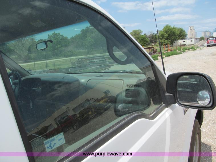 image for item B5150 2001 Ford F250 XL Super Duty pickup truck