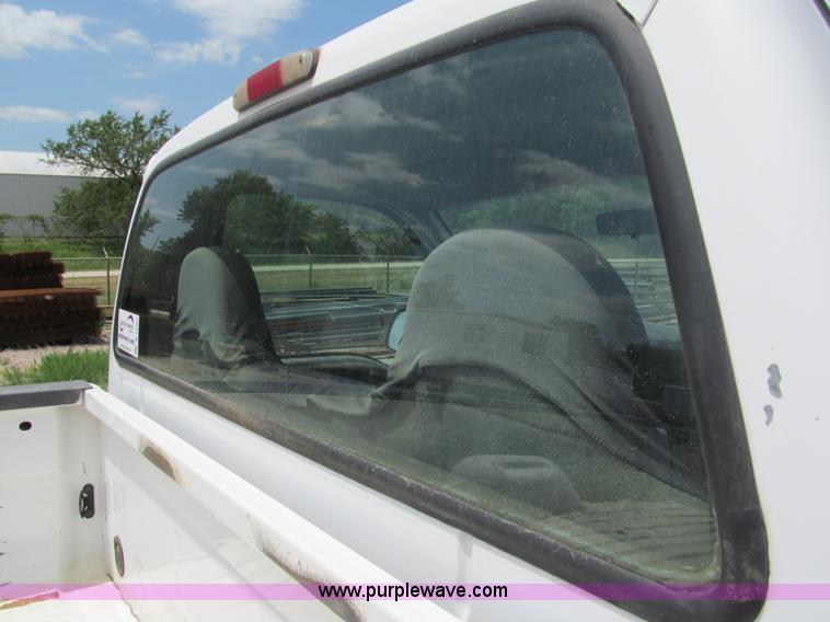 image for item B5150 2001 Ford F250 XL Super Duty pickup truck