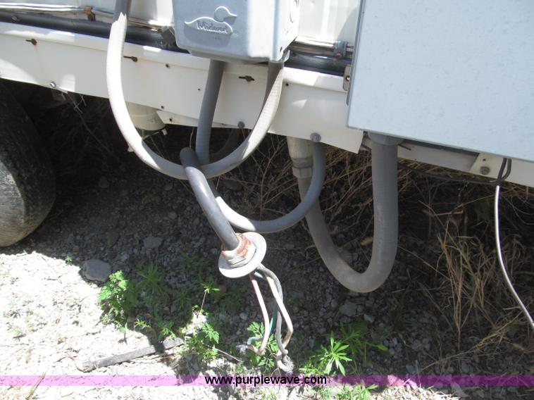 image for item B5152 1990 Miller 32' mobile office trailer