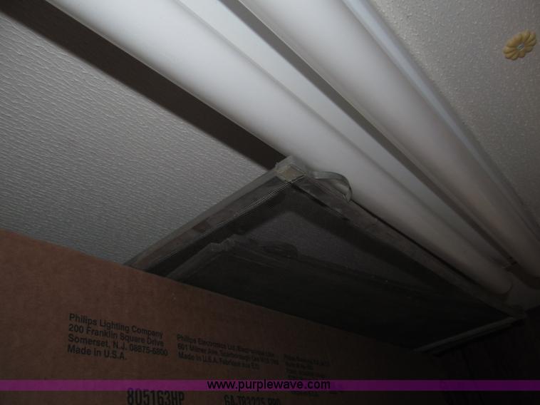 image for item B5152 1990 Miller 32' mobile office trailer