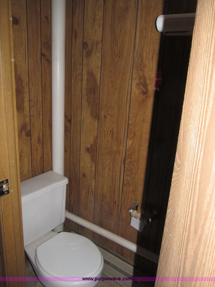 image for item B5152 1990 Miller 32' mobile office trailer