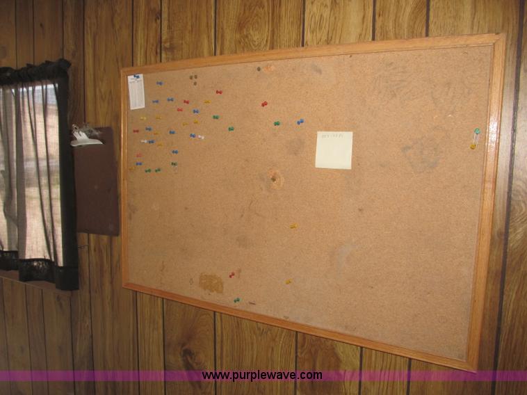 image for item B5152 1990 Miller 32' mobile office trailer