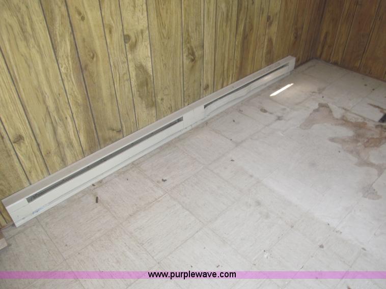 image for item B5152 1990 Miller 32' mobile office trailer