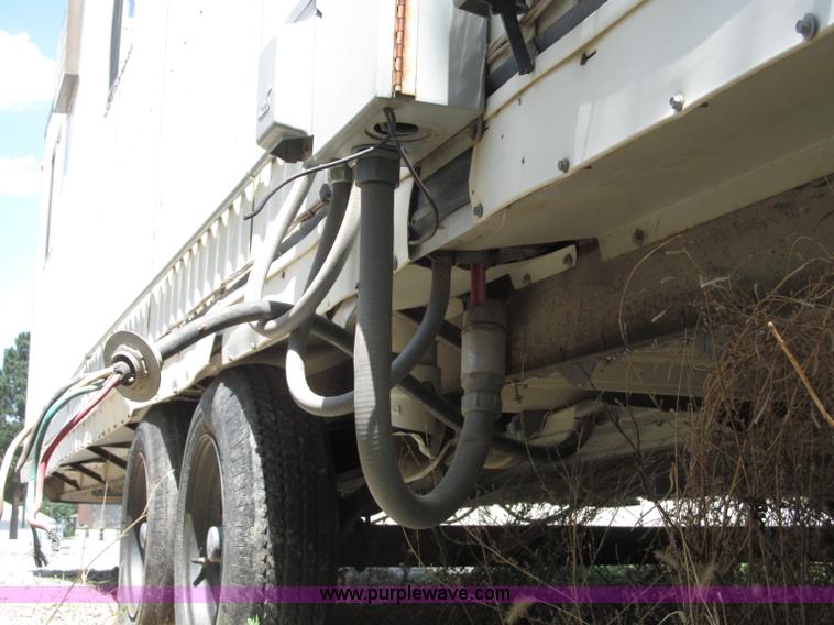 image for item B5152 1990 Miller 32' mobile office trailer