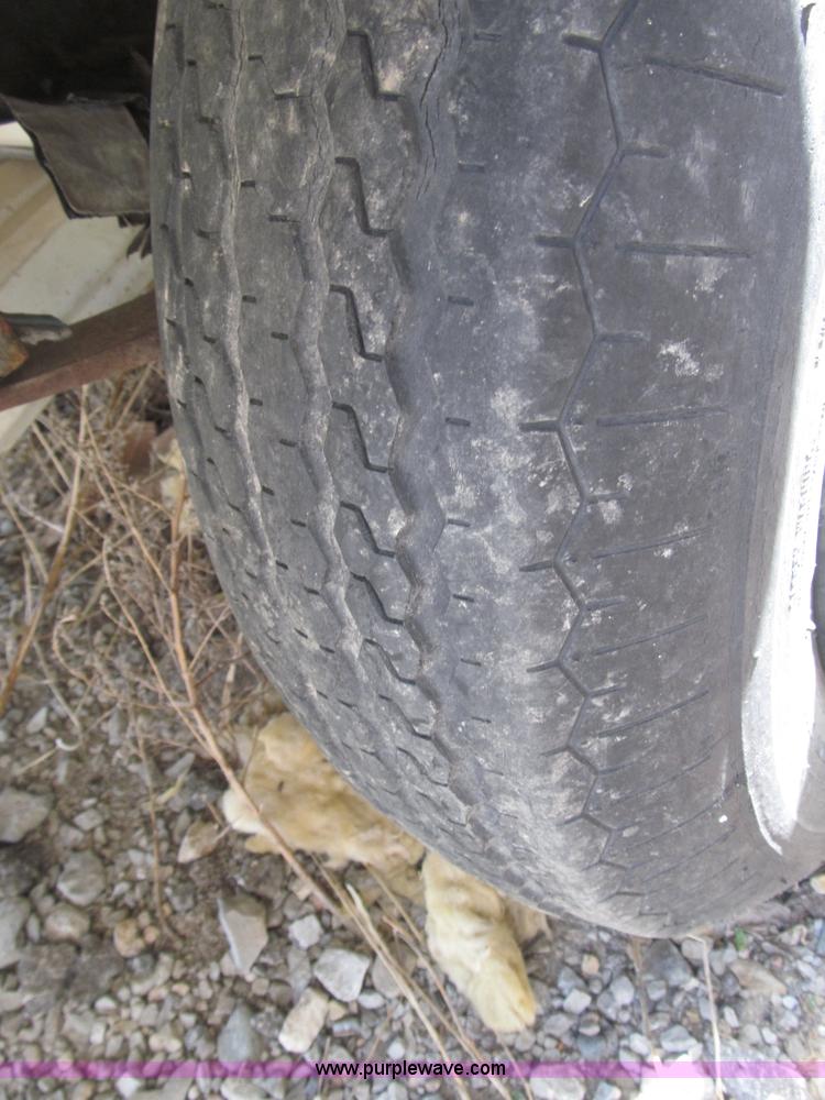 image for item B5152 1990 Miller 32' mobile office trailer