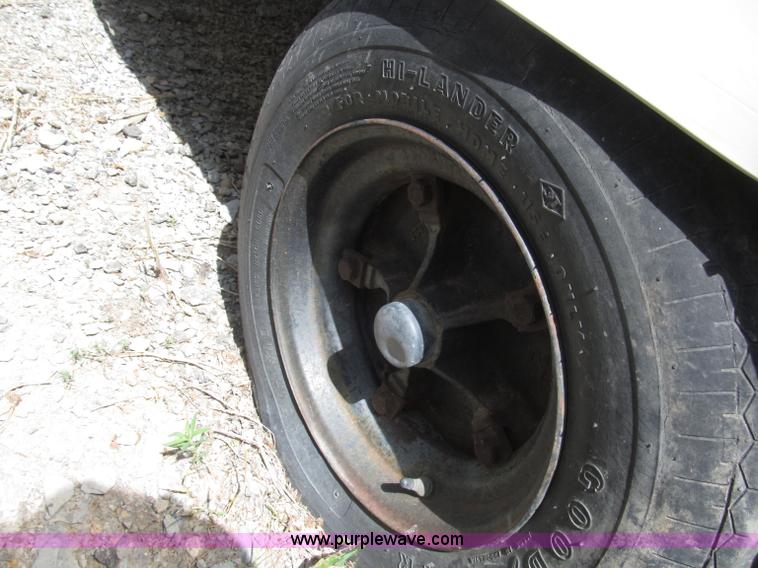 image for item B5152 1990 Miller 32' mobile office trailer