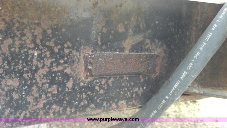 image for item B5152 1990 Miller 32' mobile office trailer