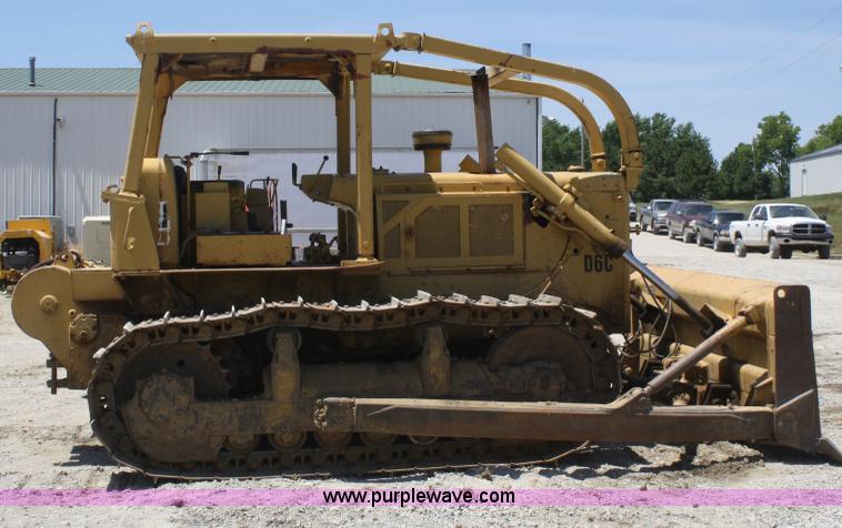 image for item B6736 1976 Caterpillar D6C dozer
