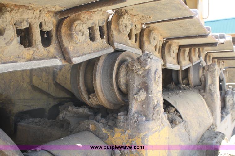 image for item B6736 1976 Caterpillar D6C dozer