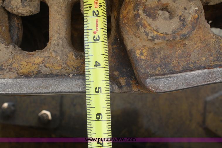 image for item B6736 1976 Caterpillar D6C dozer