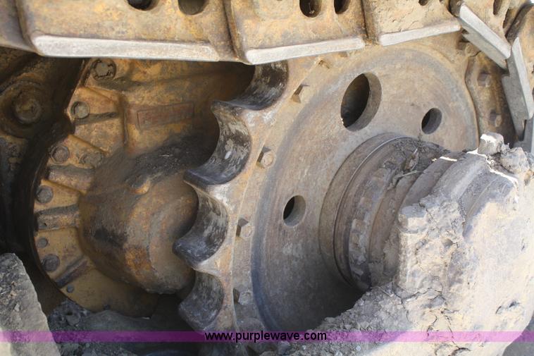 image for item B6736 1976 Caterpillar D6C dozer