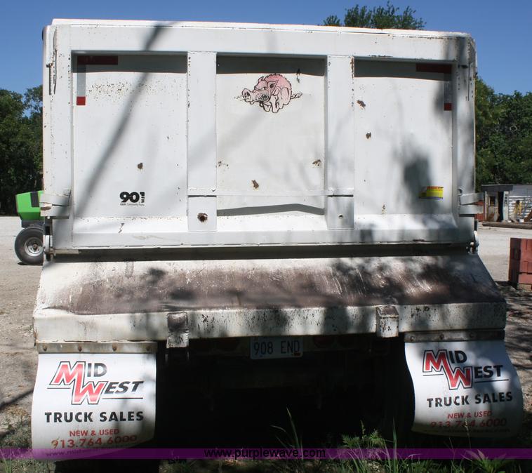 image for item B6750 2000 Hog 24'L end dump trailer