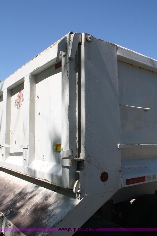 image for item B6750 2000 Hog 24'L end dump trailer