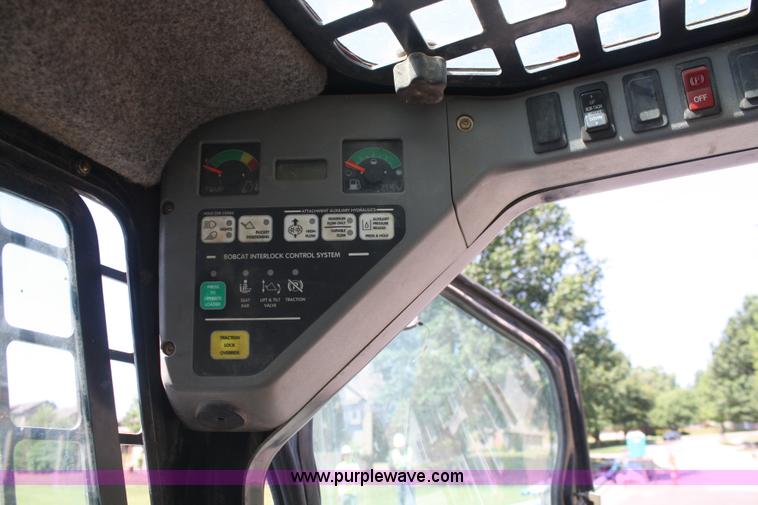 image for item B6752 2003 Bobcat T190 skid steer