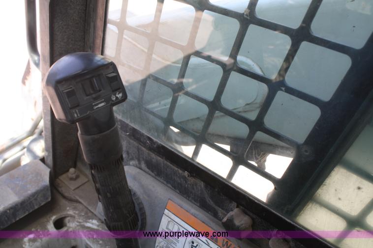 image for item B6752 2003 Bobcat T190 skid steer