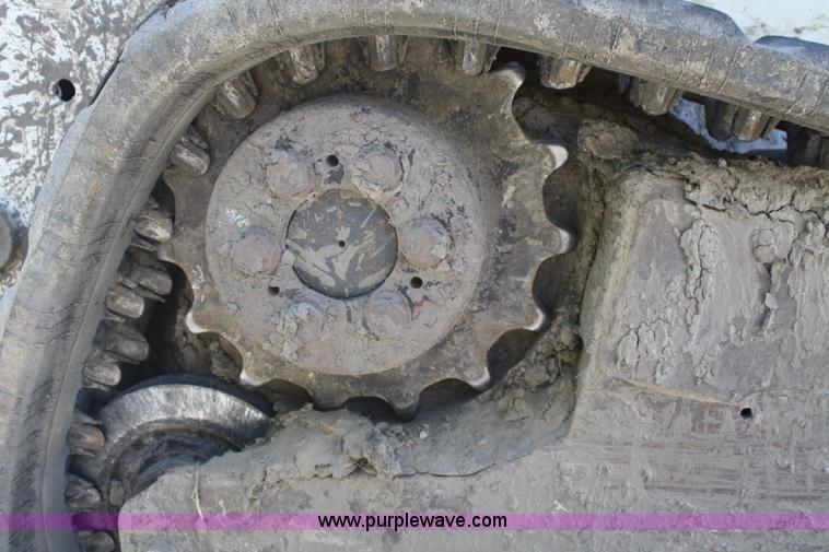 image for item B6752 2003 Bobcat T190 skid steer