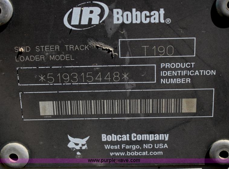 image for item B6752 2003 Bobcat T190 skid steer