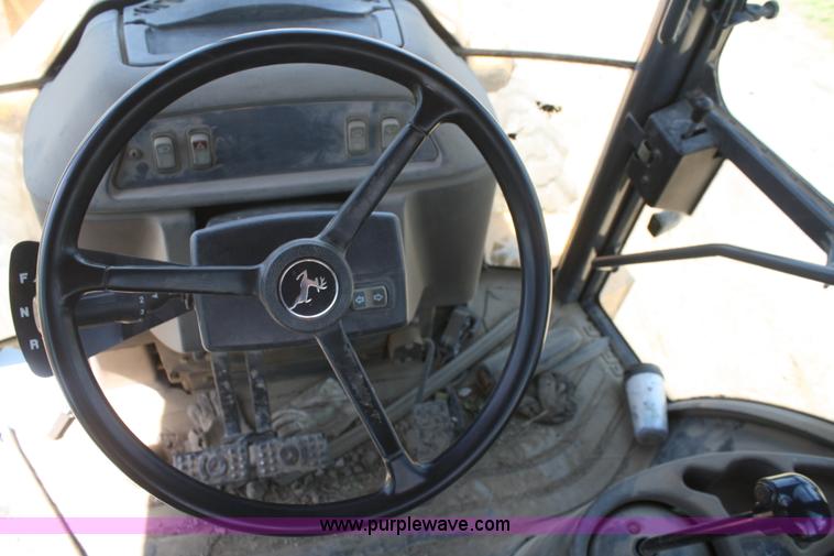 image for item B6753 2002 John Deere 310SG backhoe