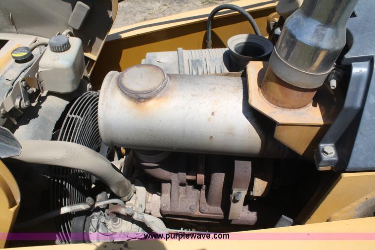 image for item B6753 2002 John Deere 310SG backhoe