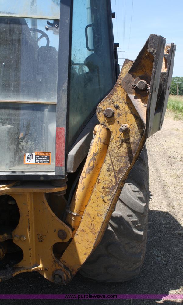 image for item B6753 2002 John Deere 310SG backhoe