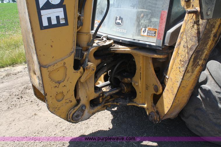 image for item B6753 2002 John Deere 310SG backhoe