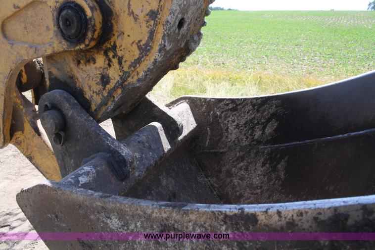 image for item B6753 2002 John Deere 310SG backhoe