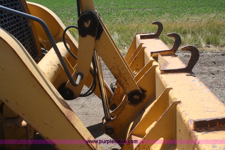 image for item B6753 2002 John Deere 310SG backhoe