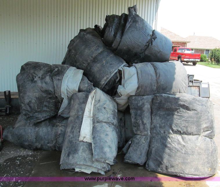 image for item C2225 (16) insulated concrete blankets