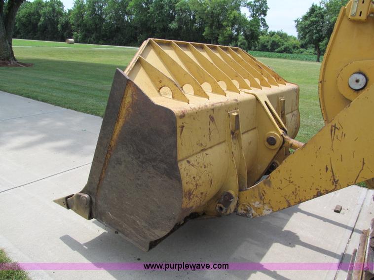 image for item C2232 2003 Caterpillar 953C track loader