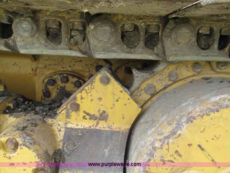 image for item C2232 2003 Caterpillar 953C track loader