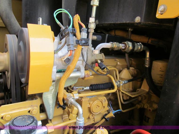 image for item C2232 2003 Caterpillar 953C track loader