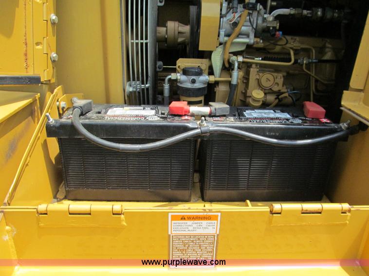 image for item C2232 2003 Caterpillar 953C track loader