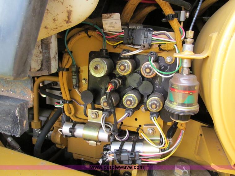 image for item C2232 2003 Caterpillar 953C track loader