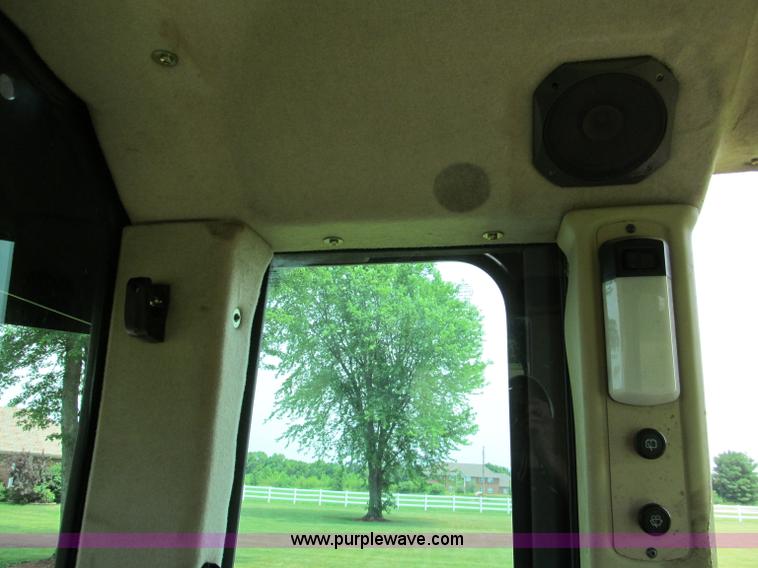 image for item C2232 2003 Caterpillar 953C track loader