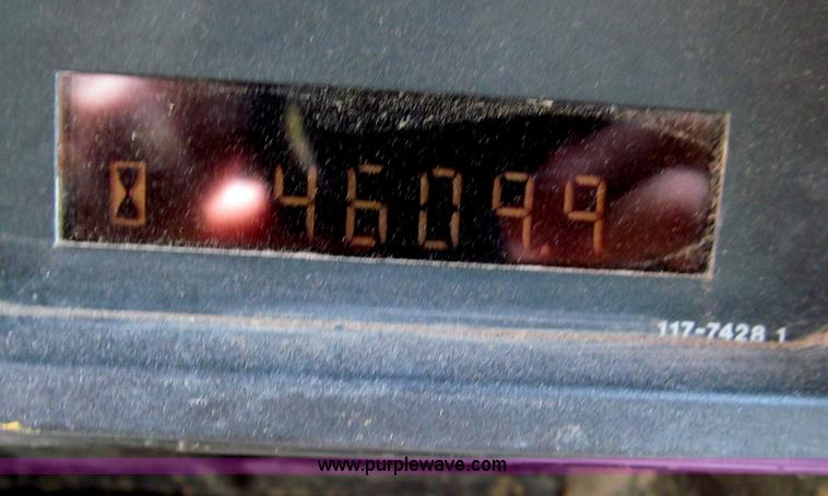 image for item C2232 2003 Caterpillar 953C track loader