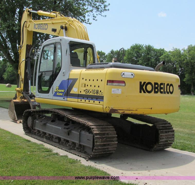 image for item C2233 2003 Kobelco SK160LC excavator