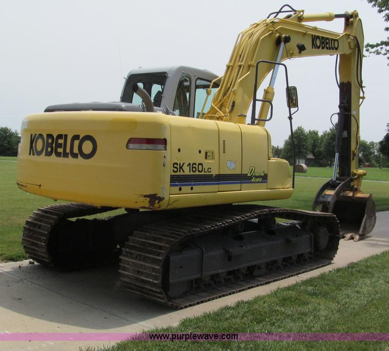 image for item C2233 2003 Kobelco SK160LC excavator