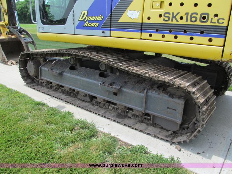 image for item C2233 2003 Kobelco SK160LC excavator