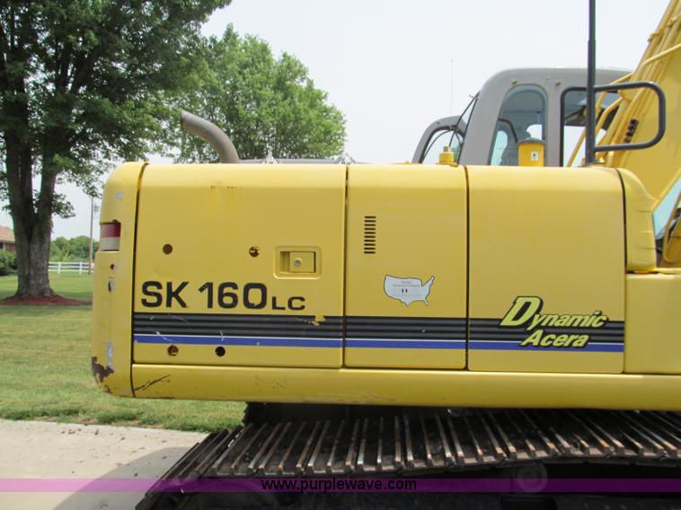 image for item C2233 2003 Kobelco SK160LC excavator