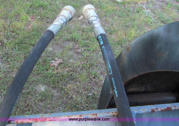 image for item C2247 Bobcat Doosan 88" grapple bucket for wheel loader