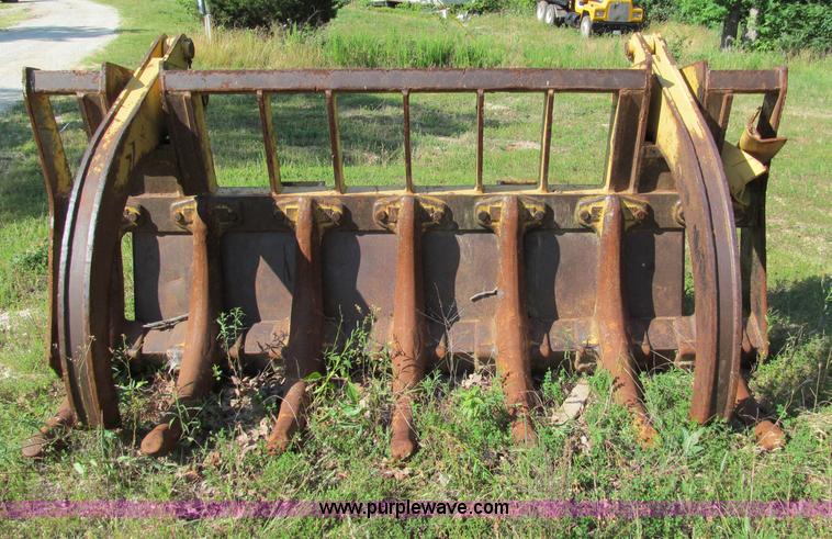 image for item C2248 Fleco 115" log grapple bucket
