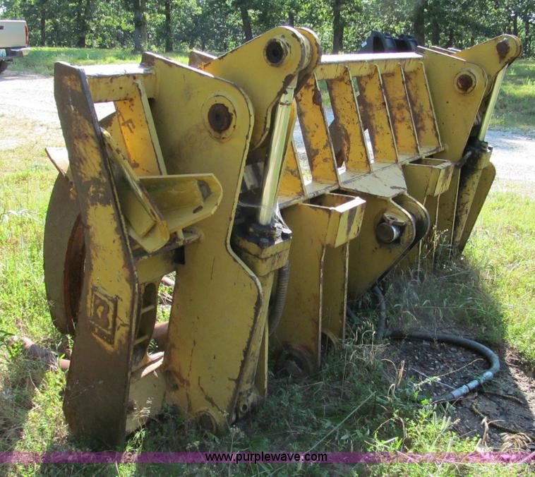 image for item C2248 Fleco 115" log grapple bucket