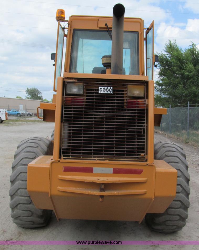 image for item C2303 1994 Case 621B wheel loader