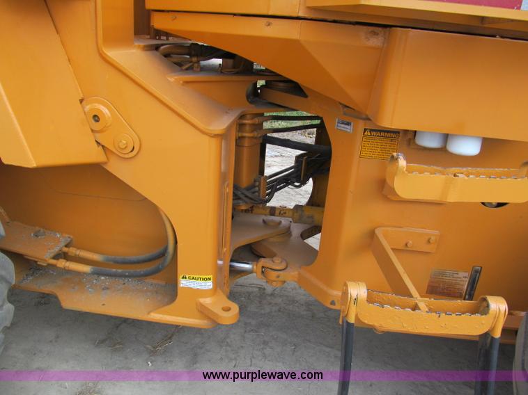image for item C2303 1994 Case 621B wheel loader
