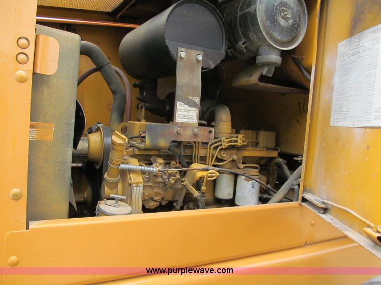 image for item C2303 1994 Case 621B wheel loader